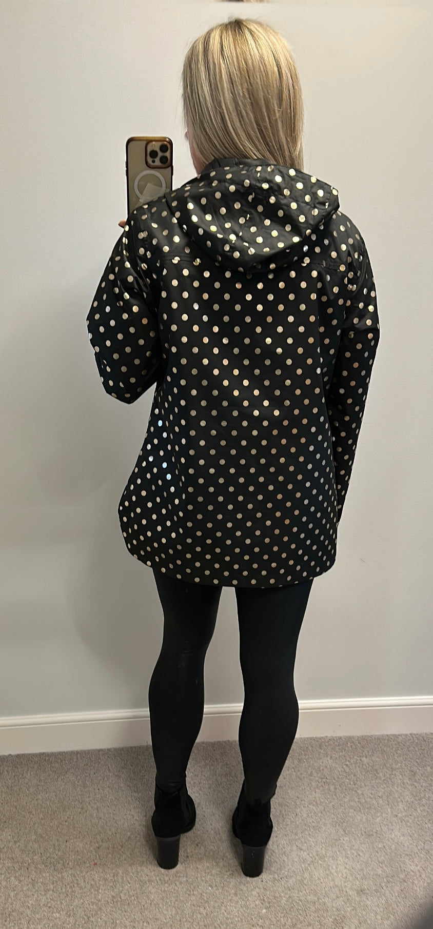 Regatta black and gold polka dot thing isotex 5000 waterproof jacket size 16