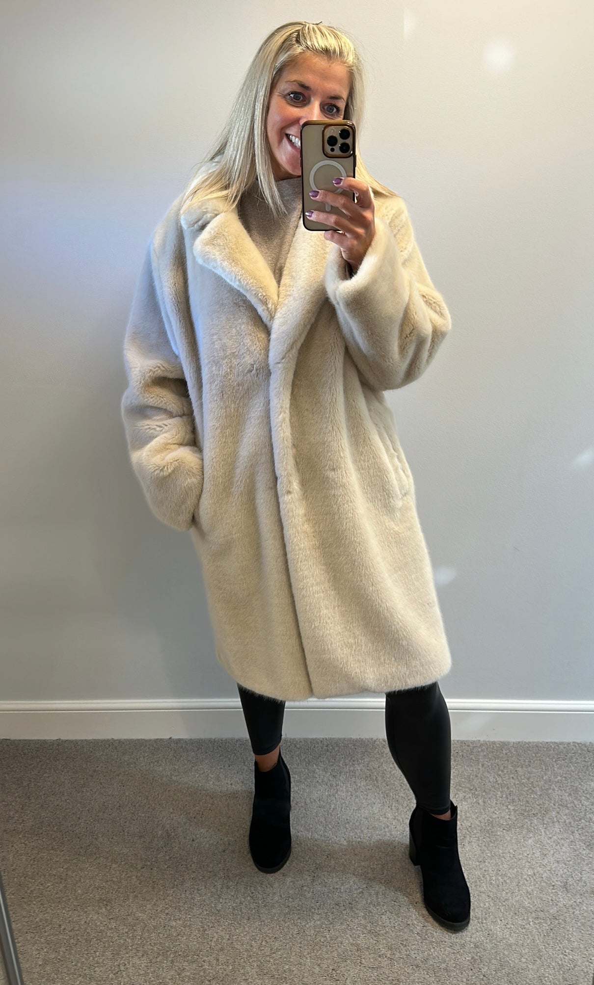 White label, white company cream faux fur jacket size 16 RRP £250