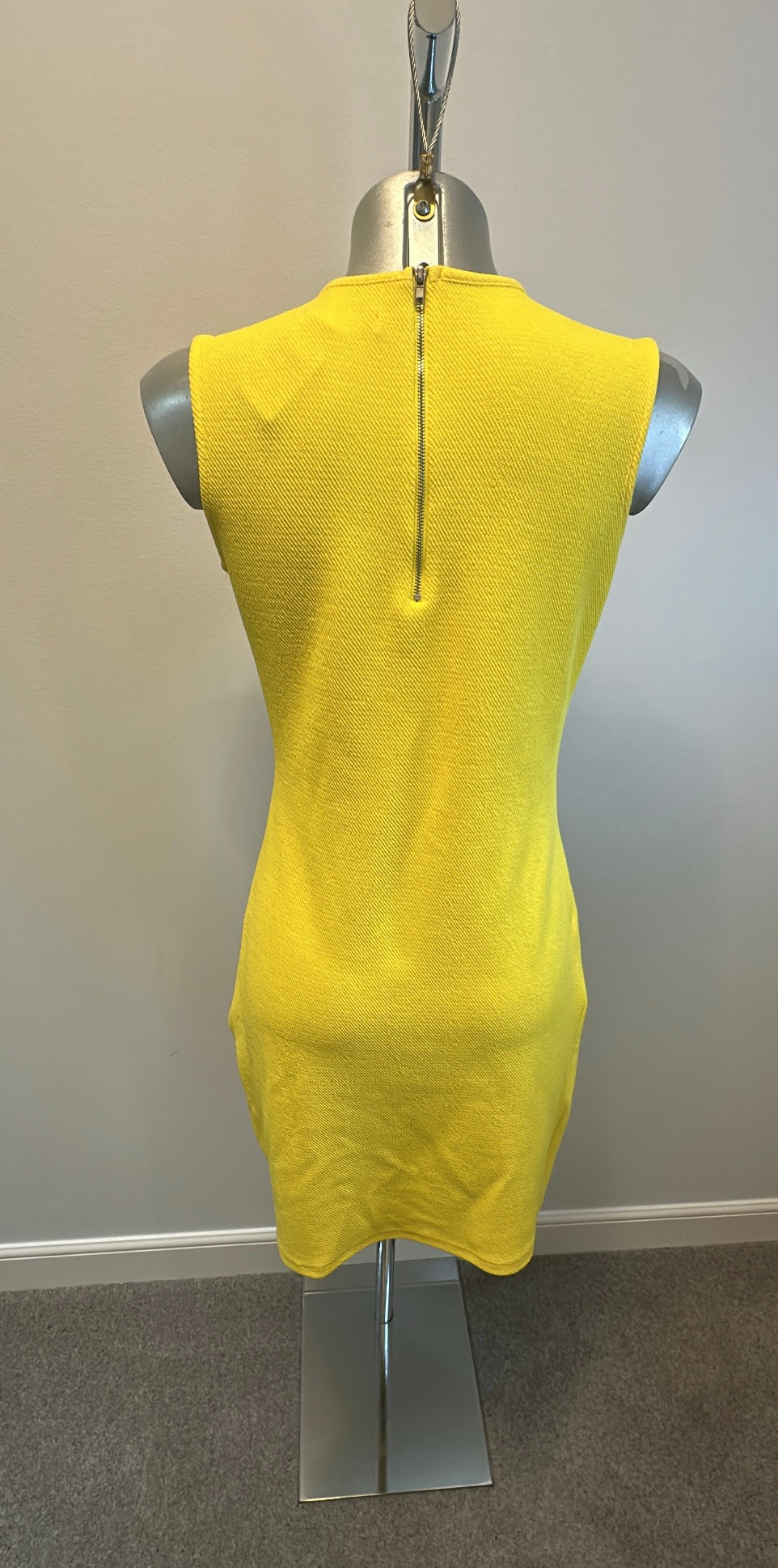 Maia hemera Paris yellow embellished dress would fit upto size 12