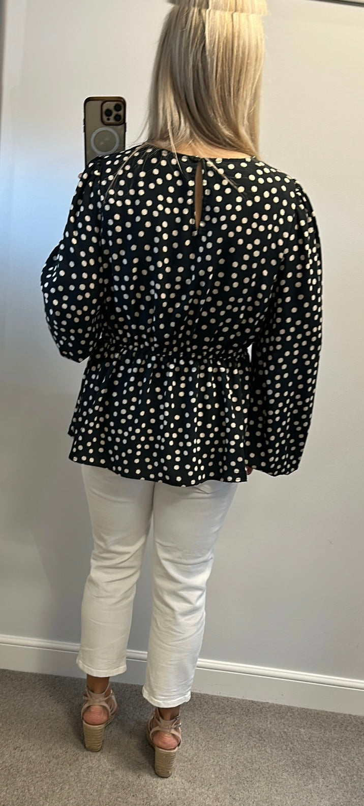 Dorothy Perkins black polka dot top with balloon sleeves size 18