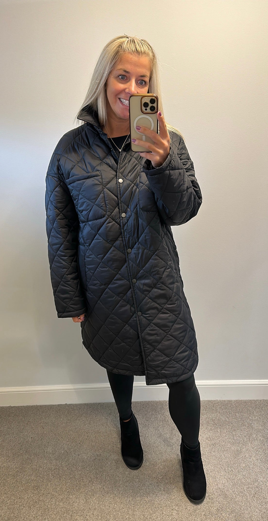 Cissy & co black padded jacket would fit upto size 18