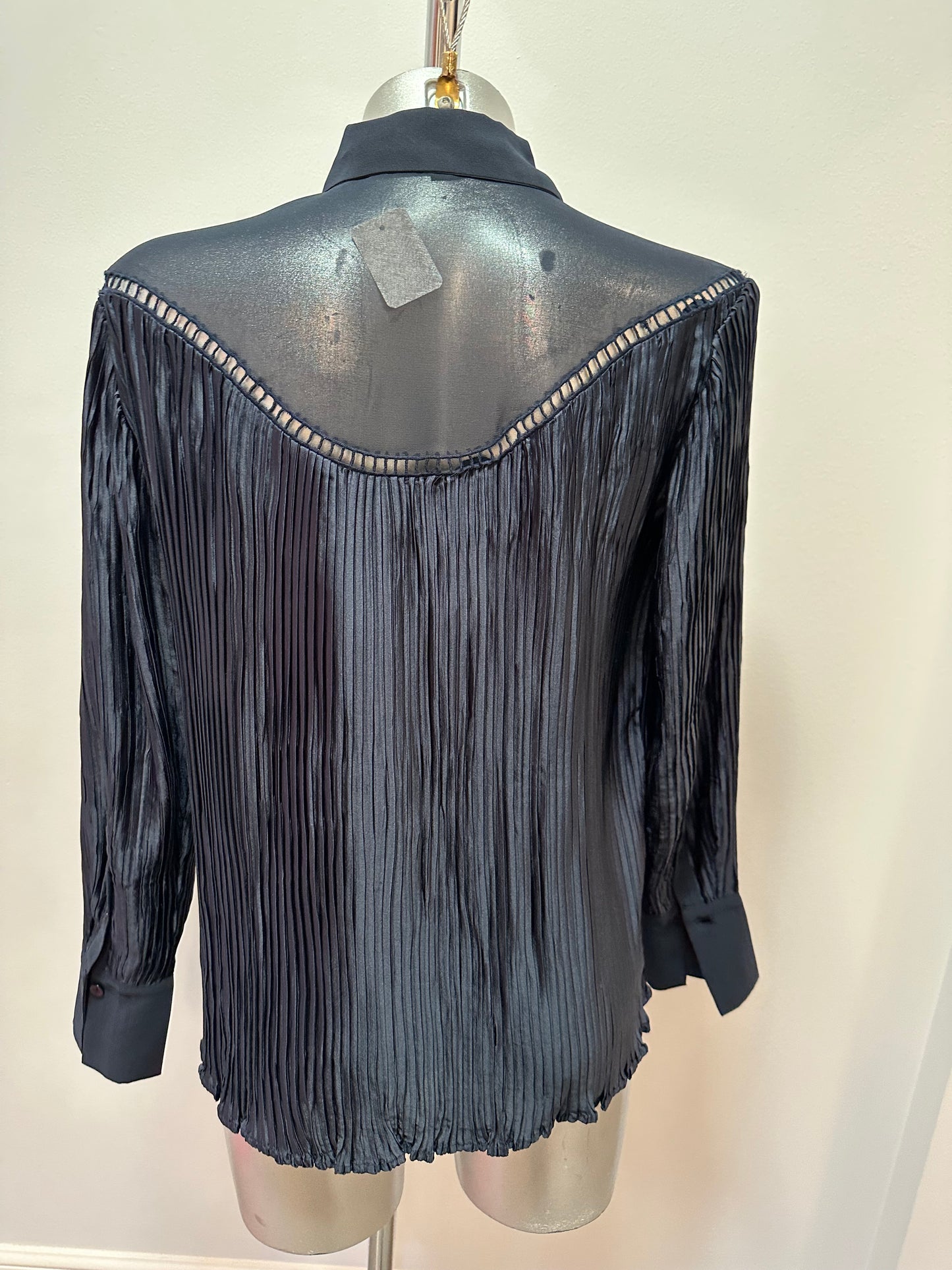 French connection navy ruffle shirt size S would fit upto size 12