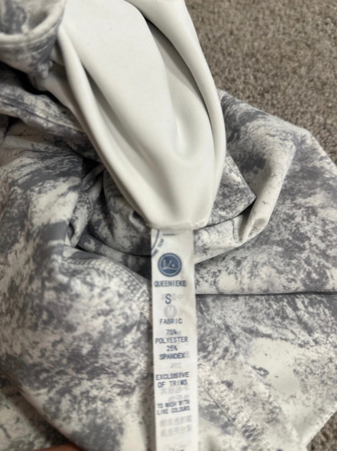 Queenieke grey / off white activewear leggings size S