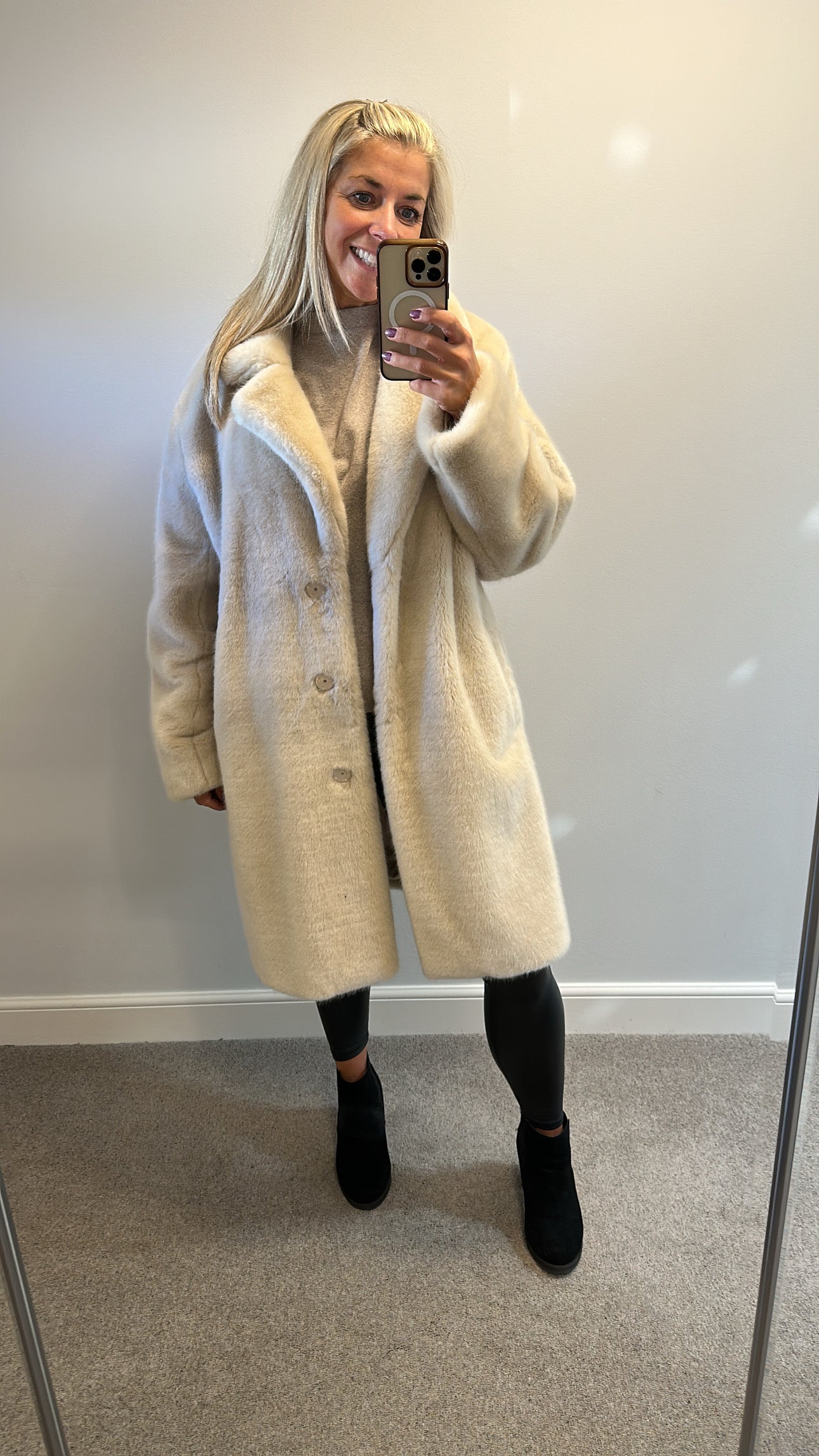White label, white company cream faux fur jacket size 16 RRP £250