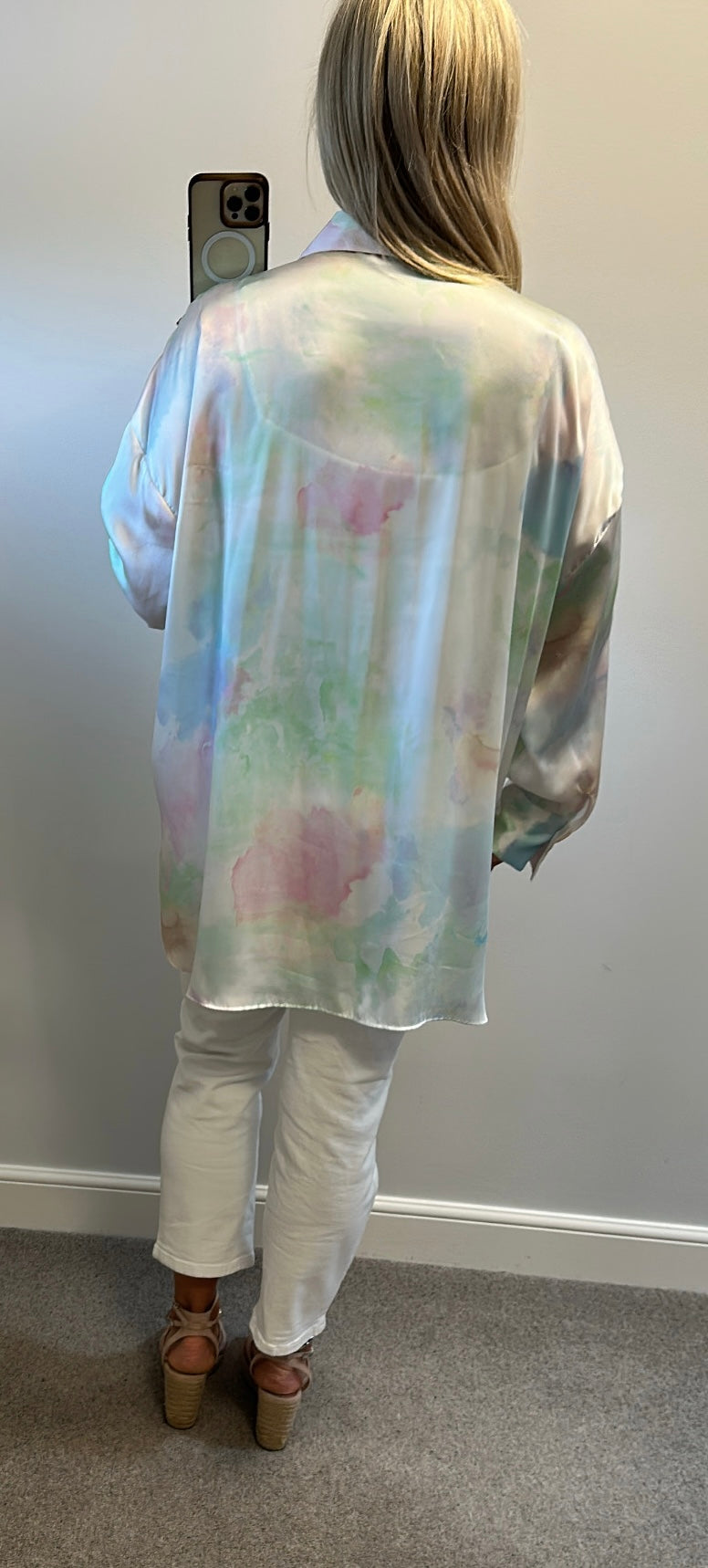 Pastel coloured silk style shirt would fit upto size 18