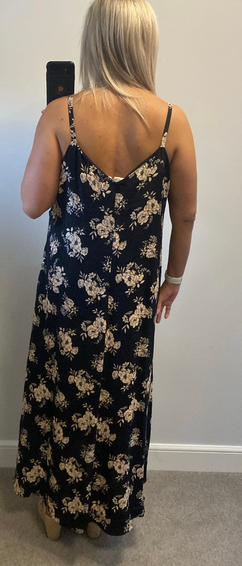 Wallis black and beige floral print maxi dress size 18 brand new with tags RRP £40