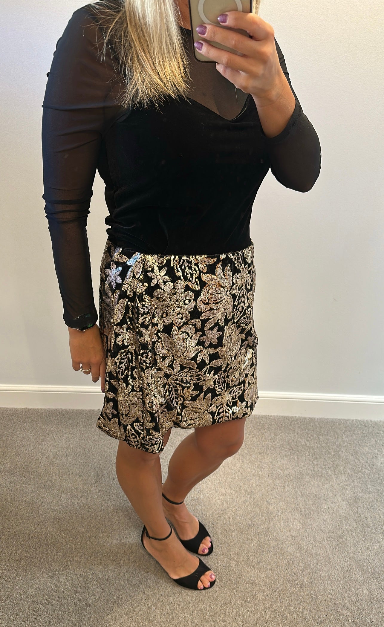 George black and gold sequin skirt size 16