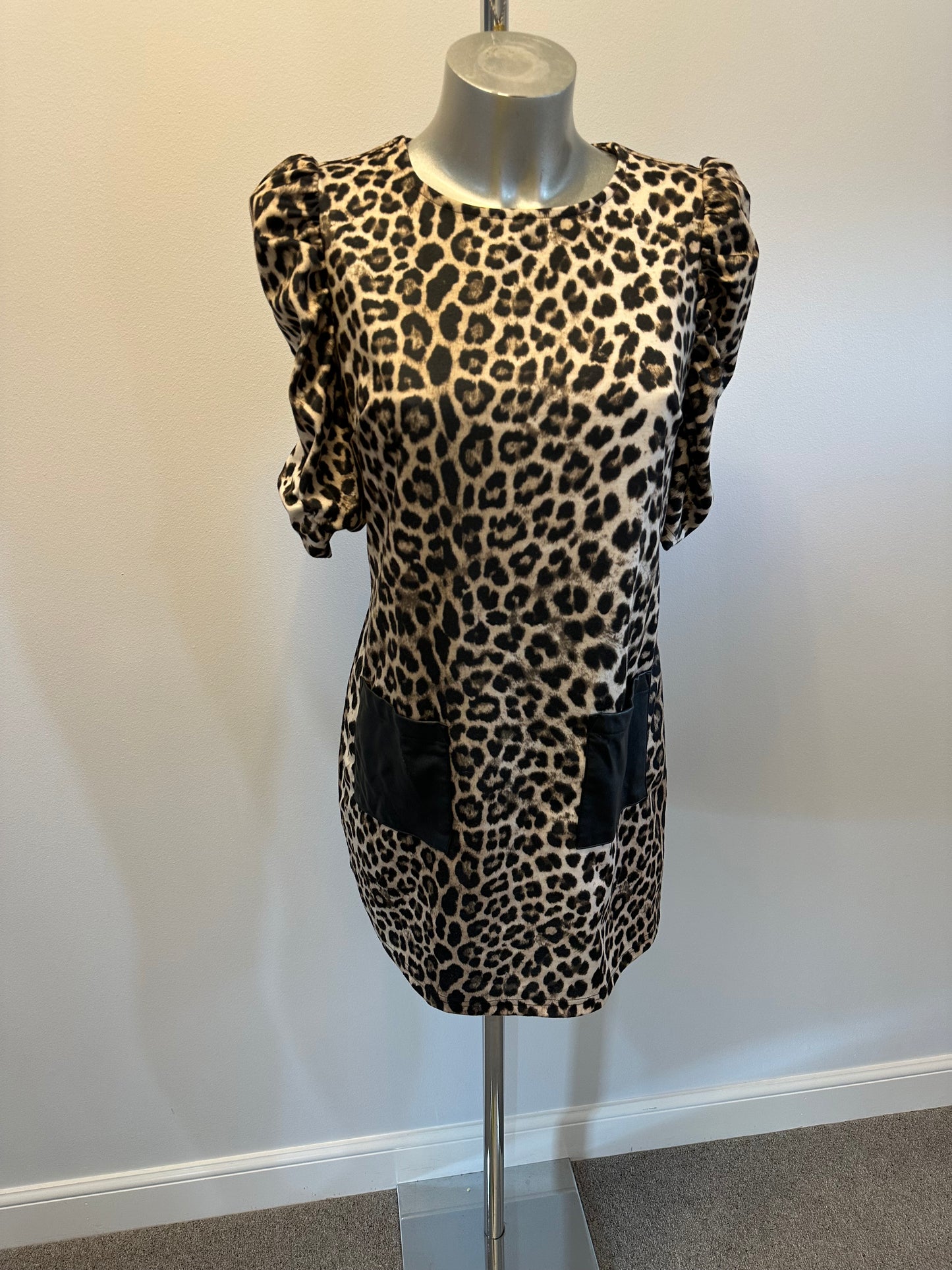 Dorothy Perkins animal print dress size 8