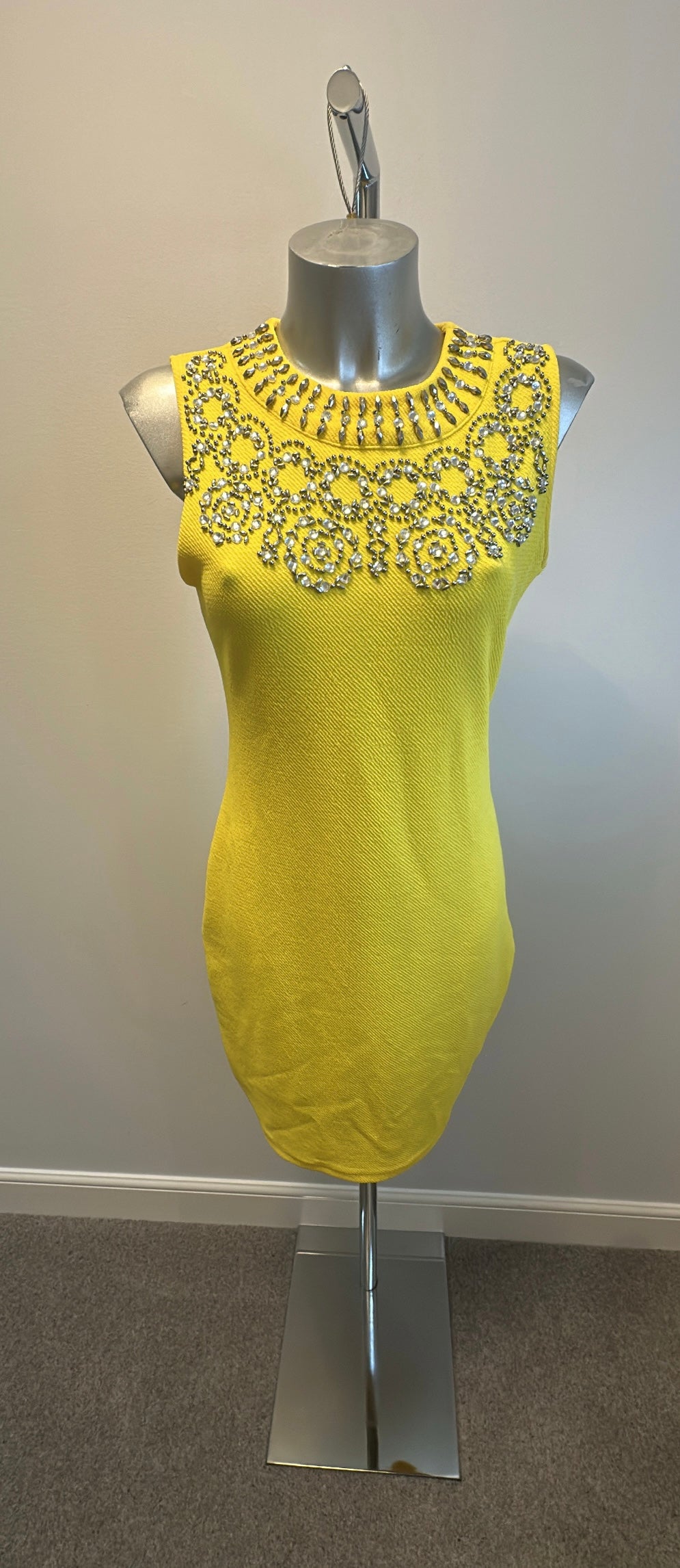 Maia hemera Paris yellow embellished dress would fit upto size 12