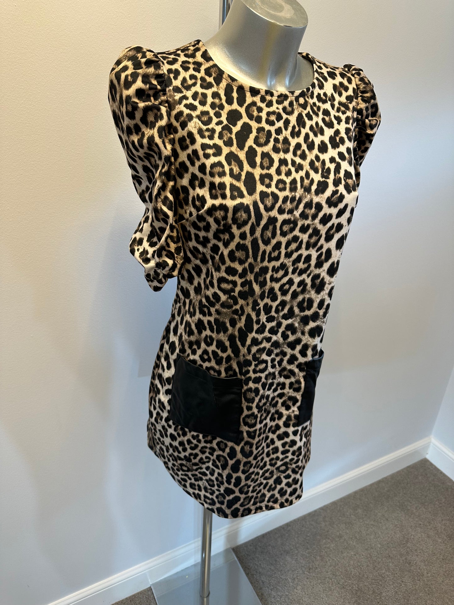 Dorothy Perkins animal print dress size 8