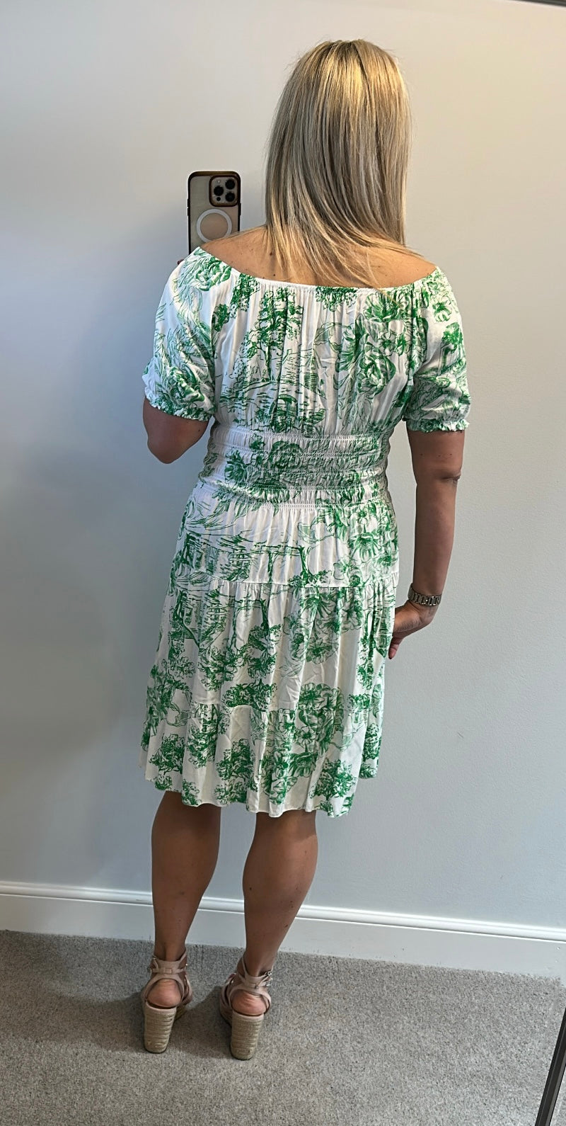 Made in Italy green print dress fit upto size 12