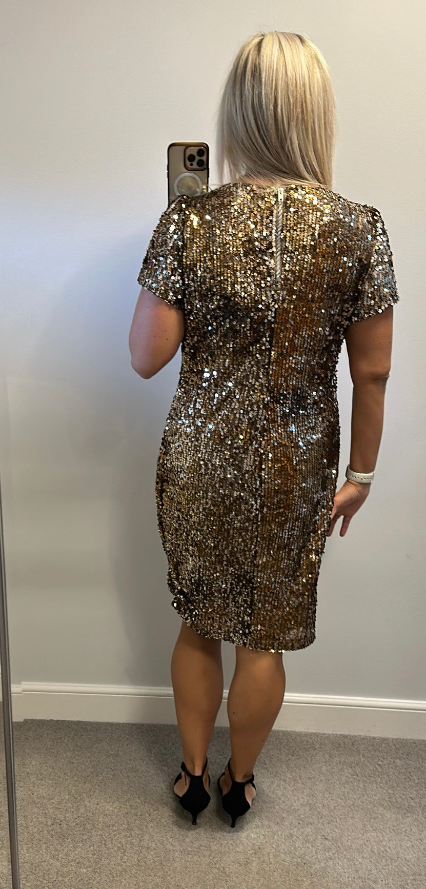 Forever 21 gold sequin dress size XL would fit upto size 16
