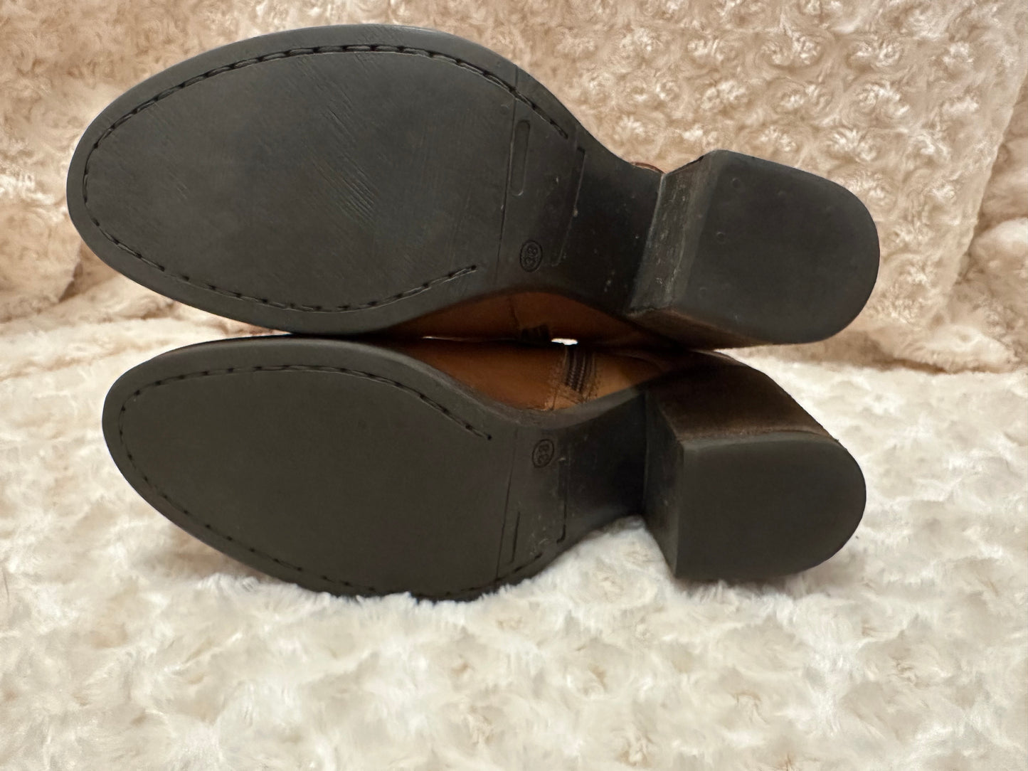 Brown leather lined boots brand new size UK 5