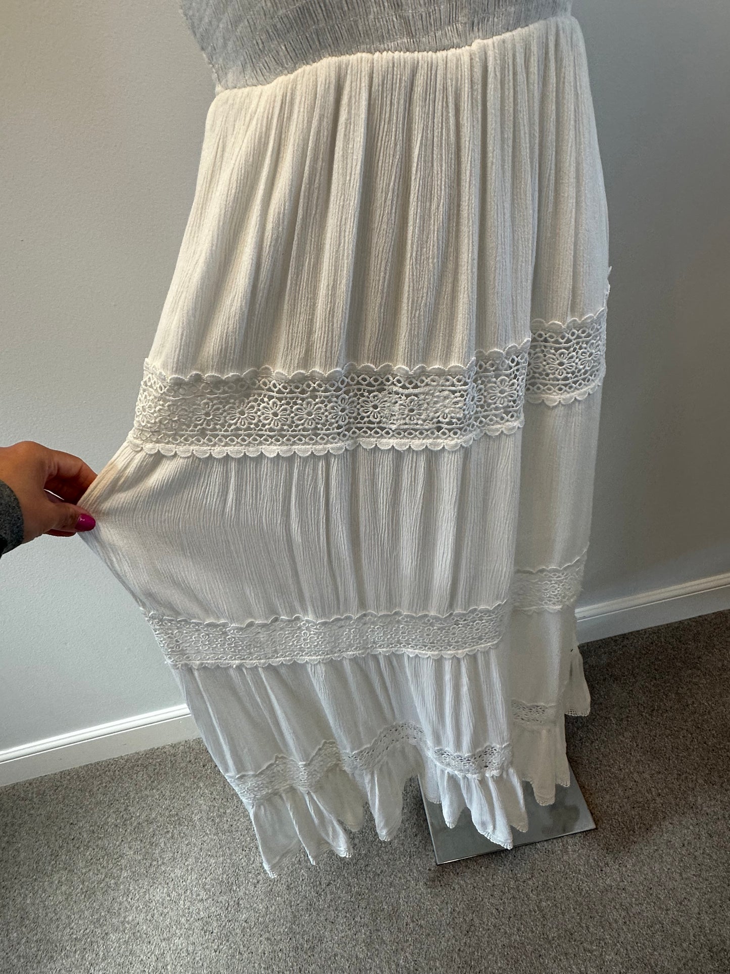 Sosander white dress size 8