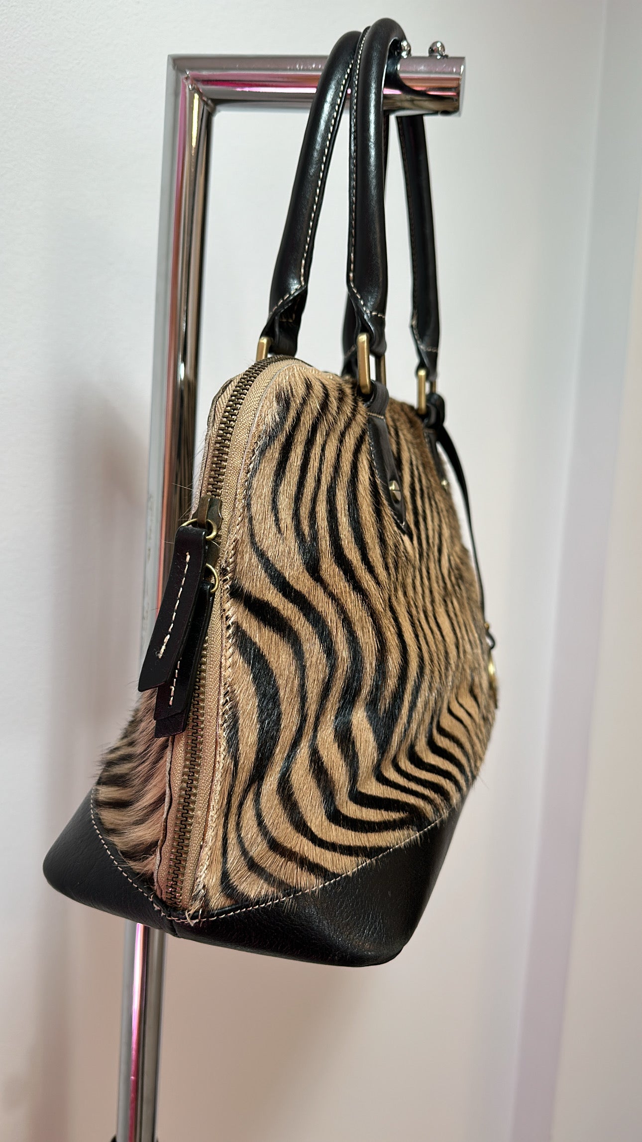 Edina Ronay Tiger print handbag 100% cow leather