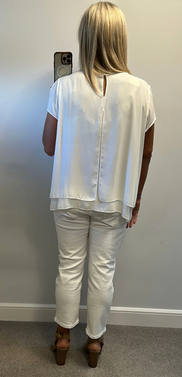 Wallis white floaty top size 18