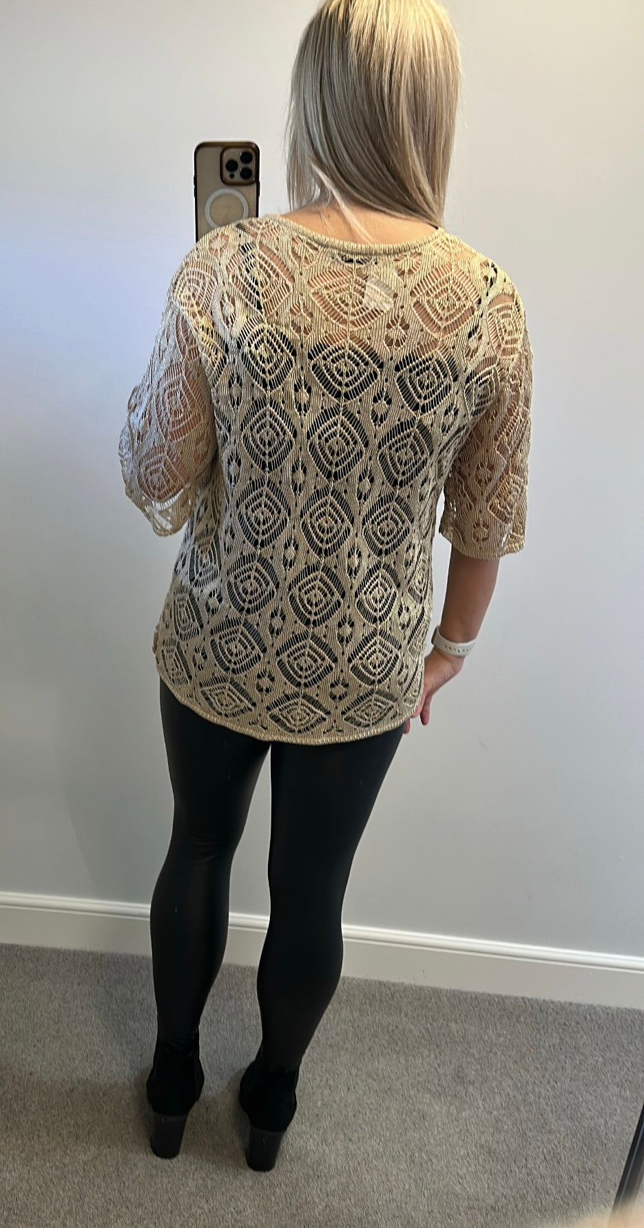 Zara gold knit 3/4 length top size XL would fit upto size 18