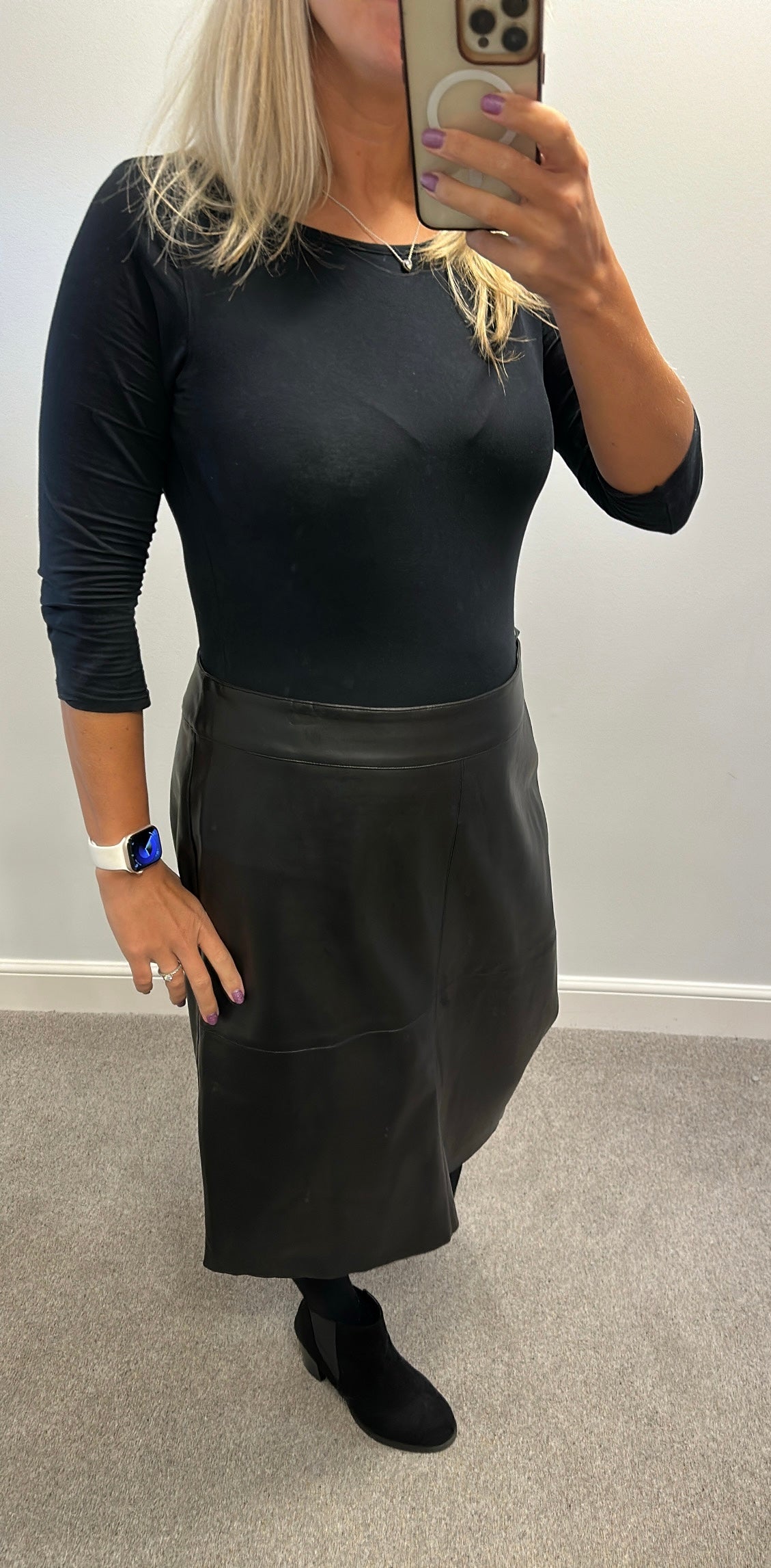 Dorothy Perkins black leather style skirt size 16