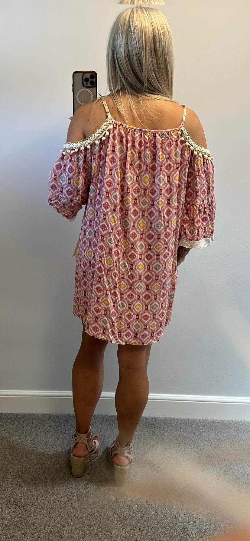 Made in Italy Rose pink print summer dress one size fitting upto size 16
