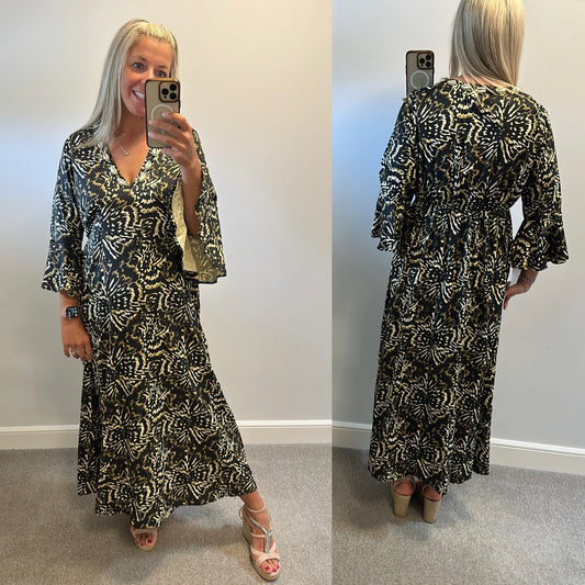 Misumi black and beige print dress with embellished shell one size fitting upto size 16 brand new with tags