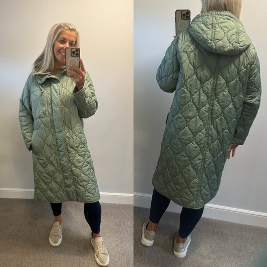 Zara khaki green quilted jacket size L would fit upto size 16