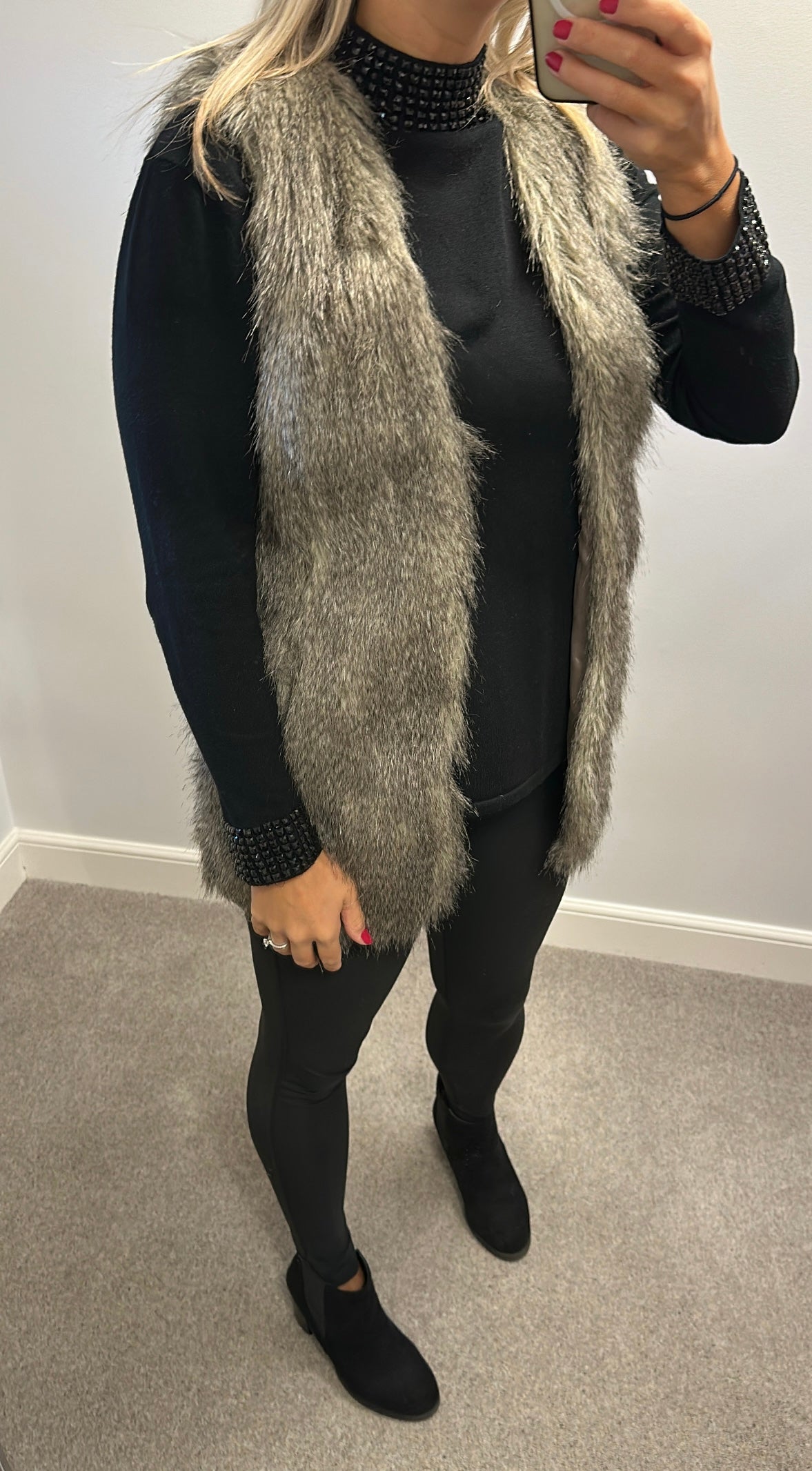 New look grey faux fur gilet size 10