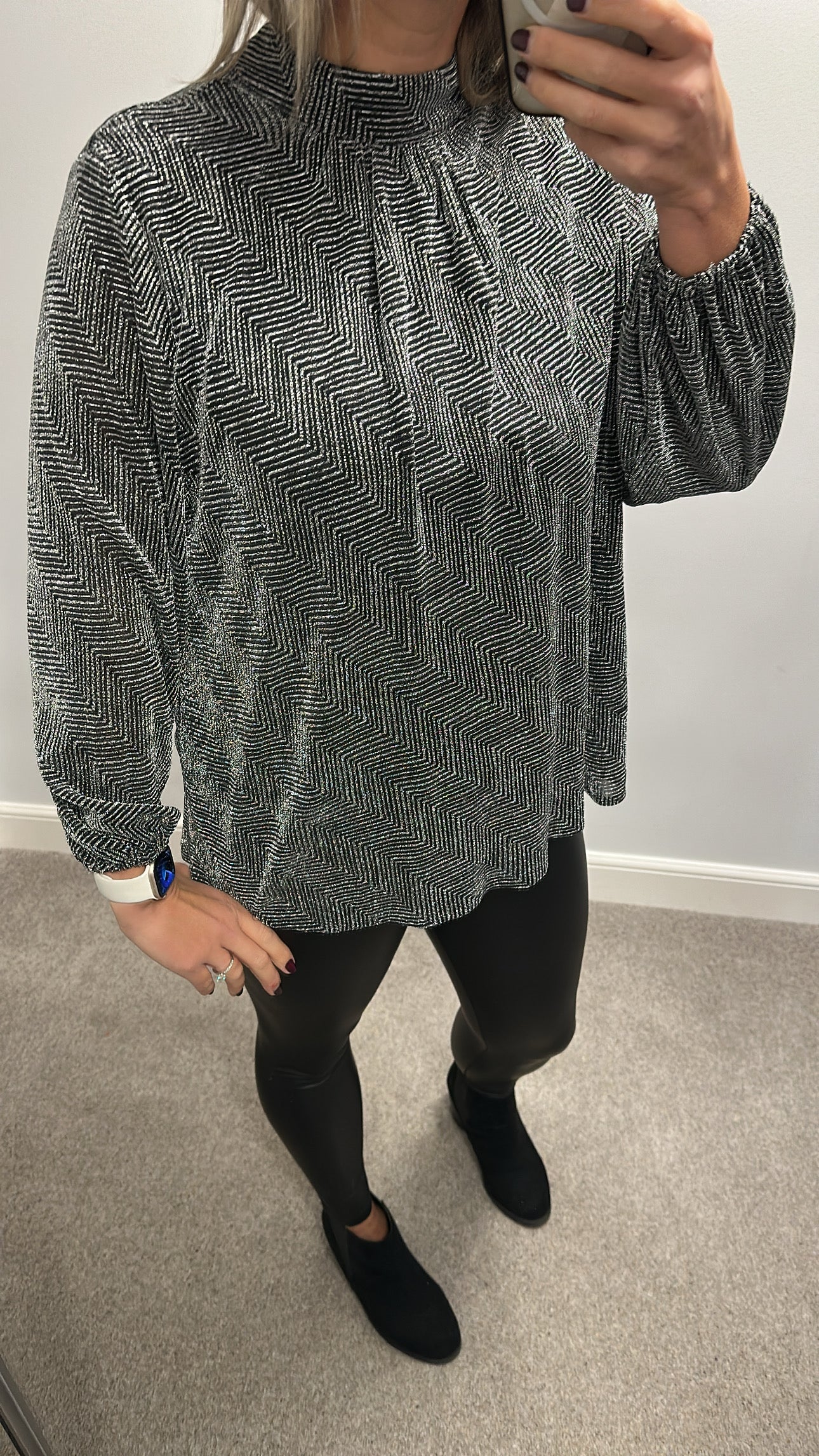 QED London black and silver shimmer top size M would fit upto size 16
