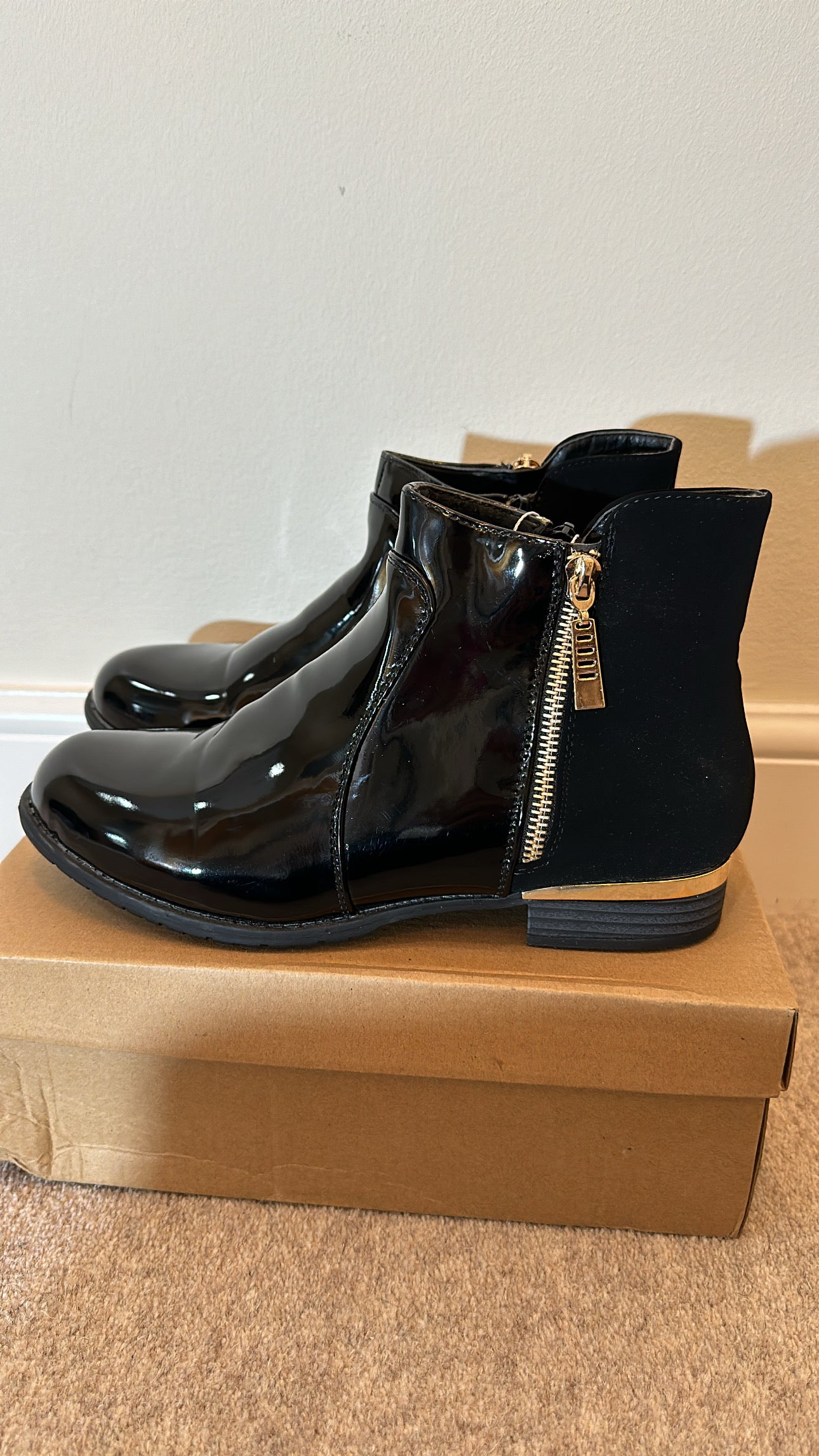 Kerline black patent boots size 6 brand new