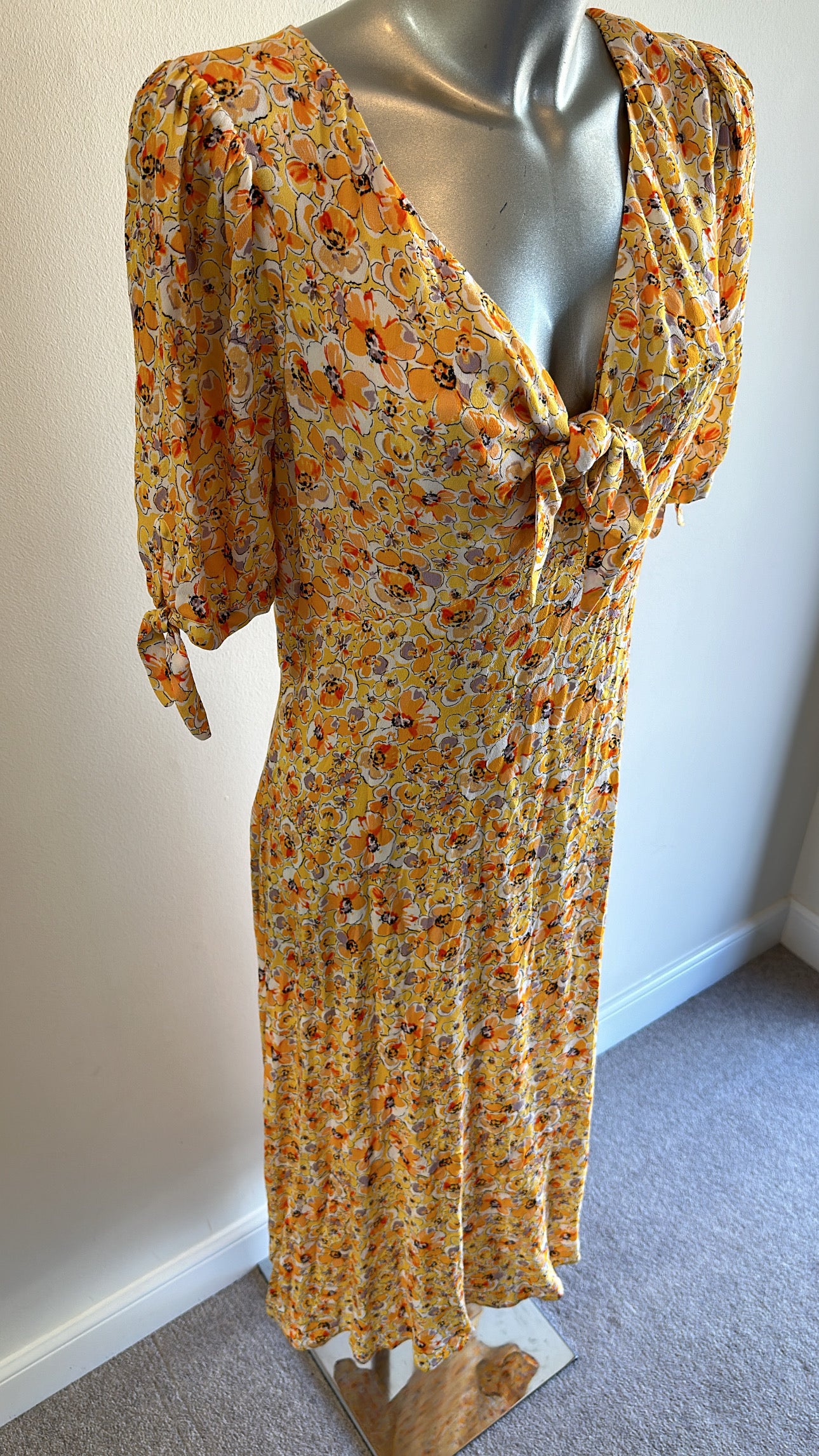 Oliver bonas yellow floral dress size 10