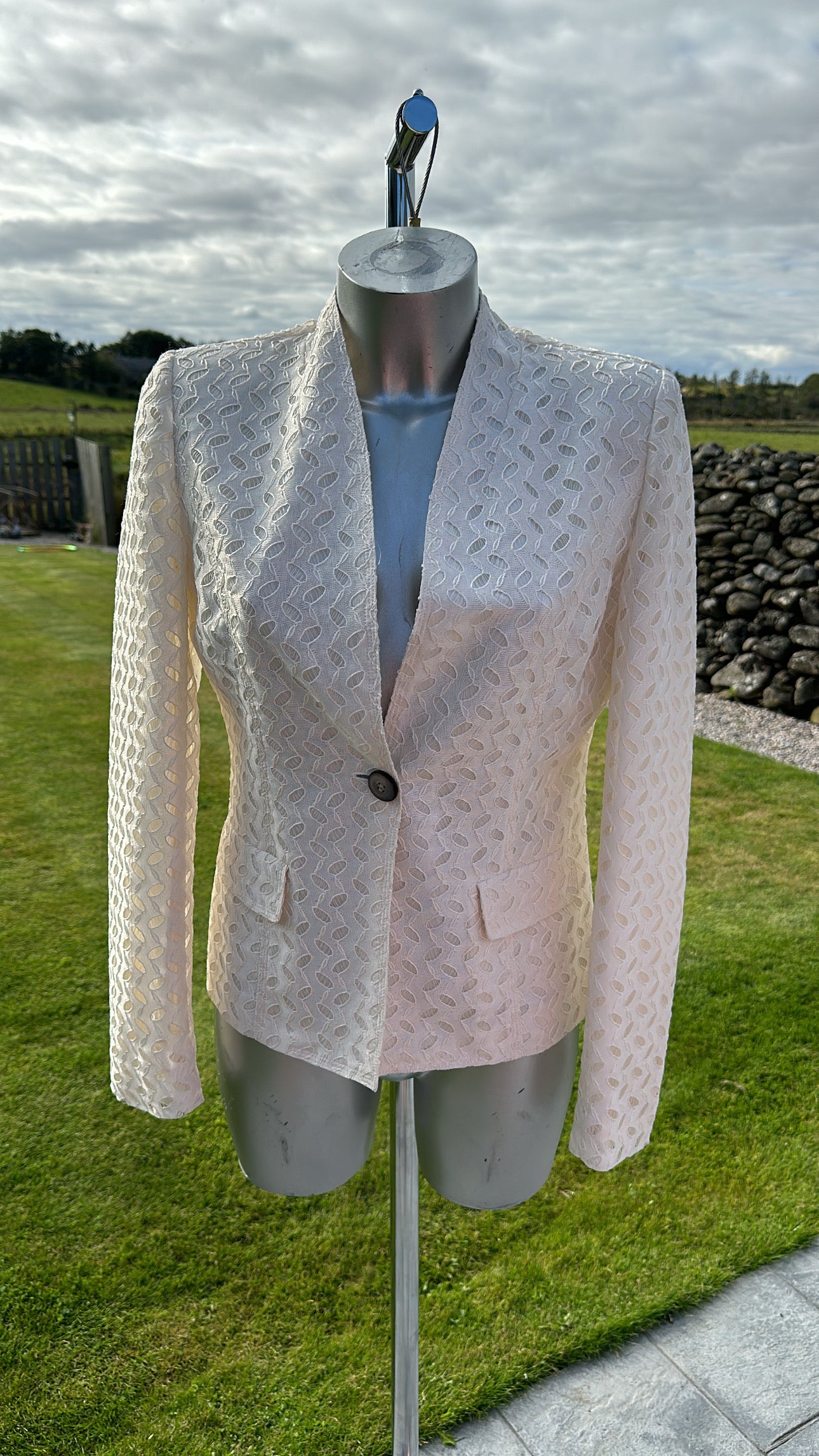 Edina Ronay London cream lace blazer Size M UK 12