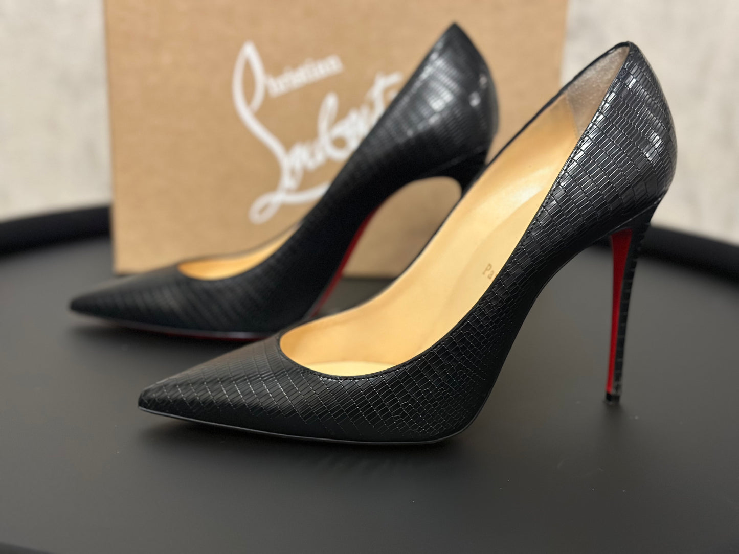 Christian Louboutin “Kate calf iguane” black court heels size 39.5