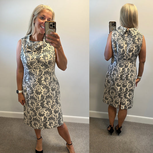 Tahari vintage champagne gold and grey embellished paisley print dress size 14