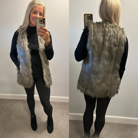 New look grey faux fur gilet size 10
