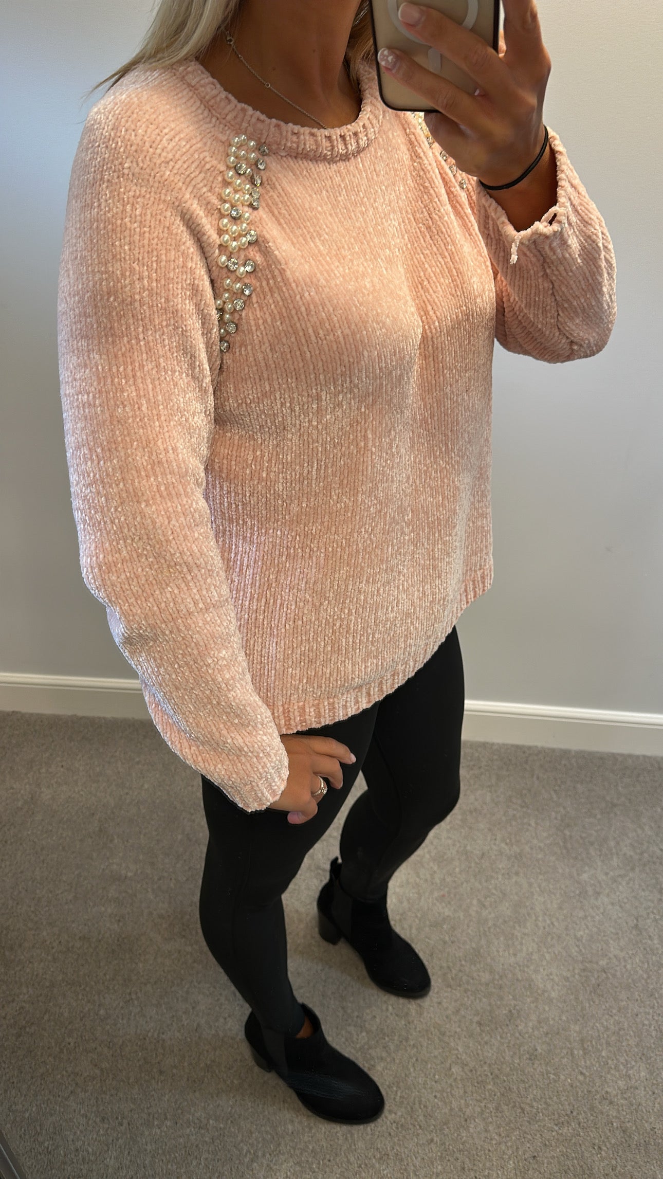 Wild flower baby pink velvety pearl knit jumper size S/M would fit upto size 14