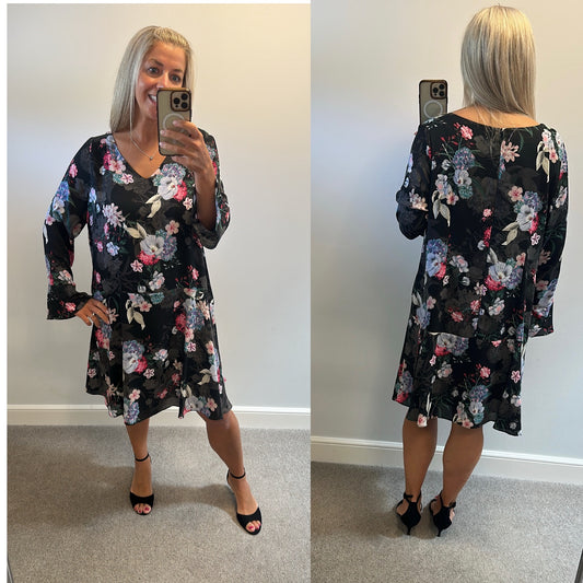 Wallis Black floral dress size 20 brand new without tags