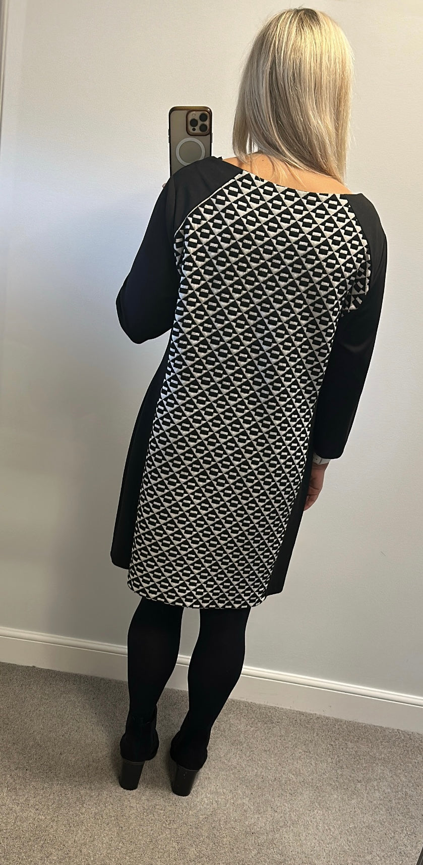 Principles black and white print dress size 20