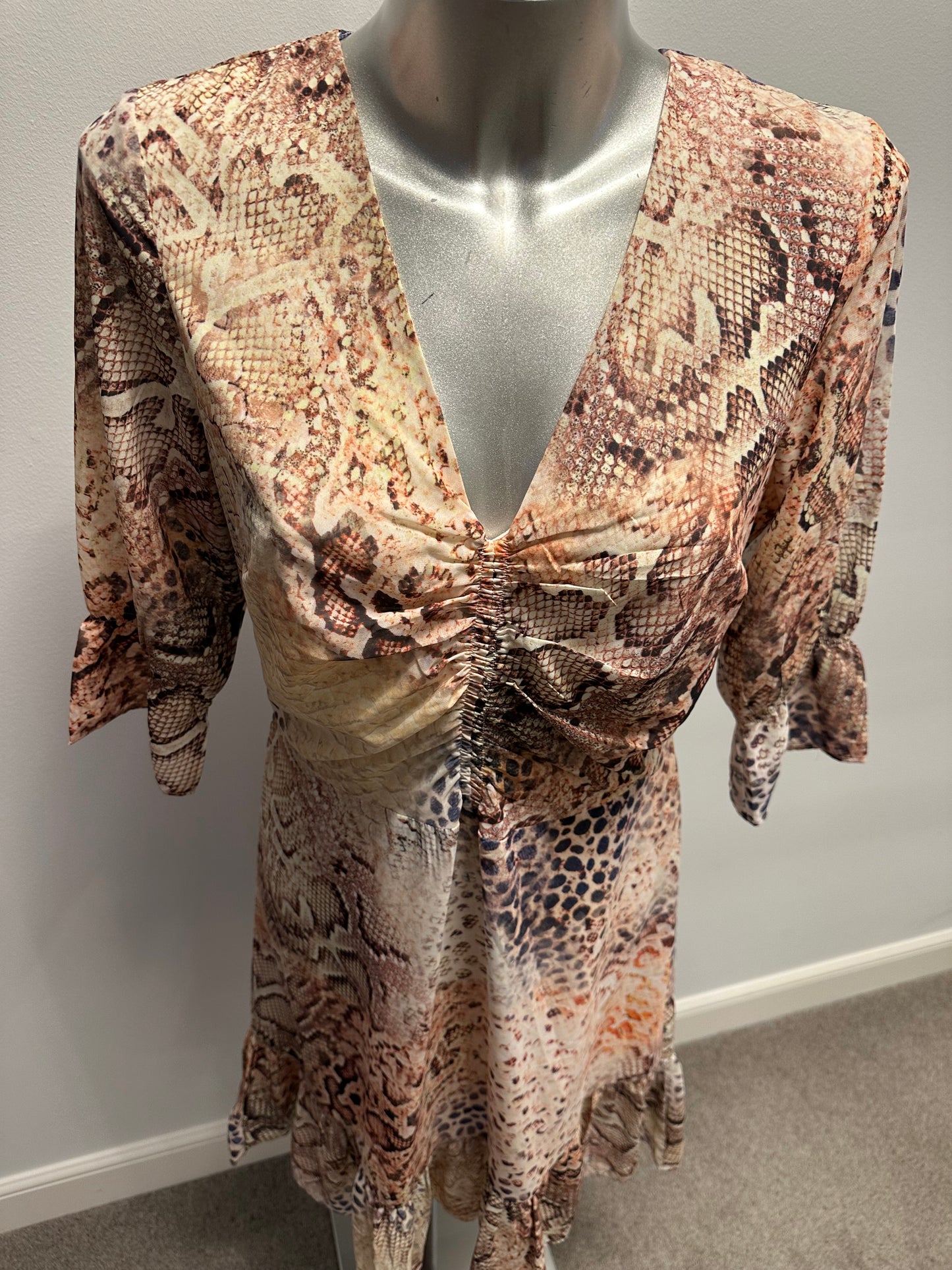 Sosander snakeskin print dress size 12