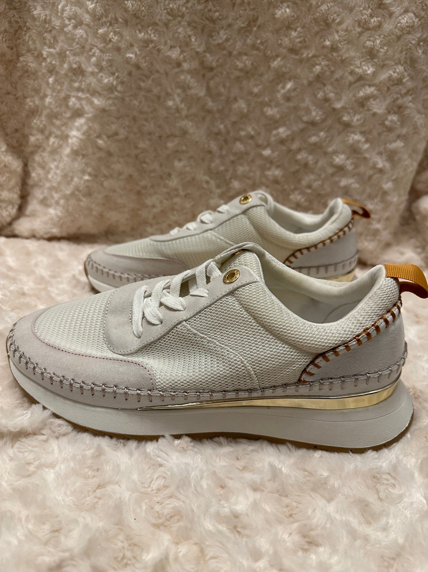 River island ladies cream trainers size 7 brand new