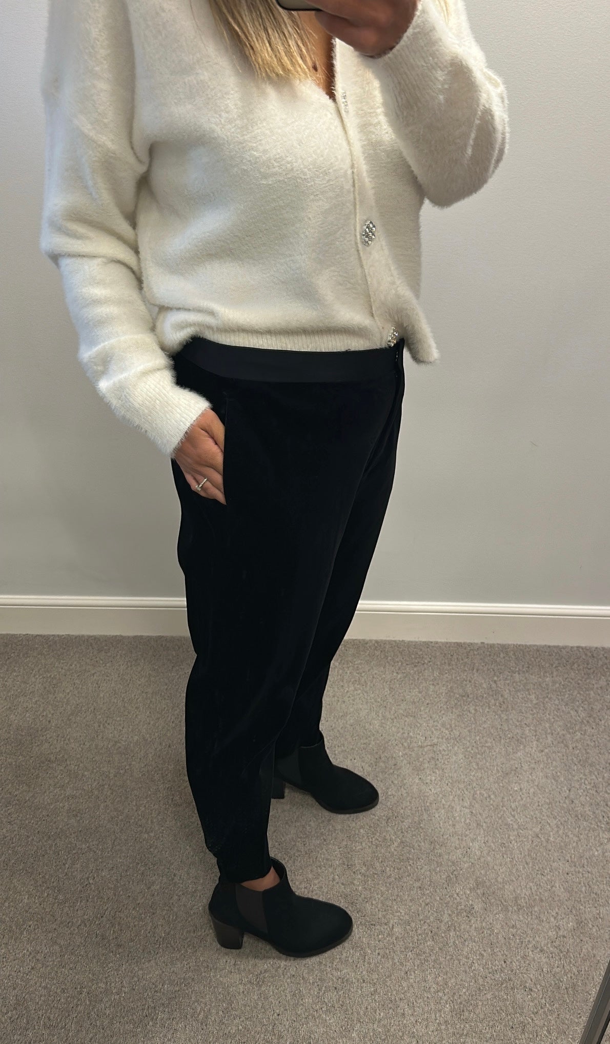 Marks and Spencers Black velvet 3/4 length trousers size 16 short