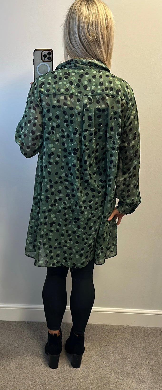 Edie B silk Fred green leopard print blouse size 18 brand-new with tags