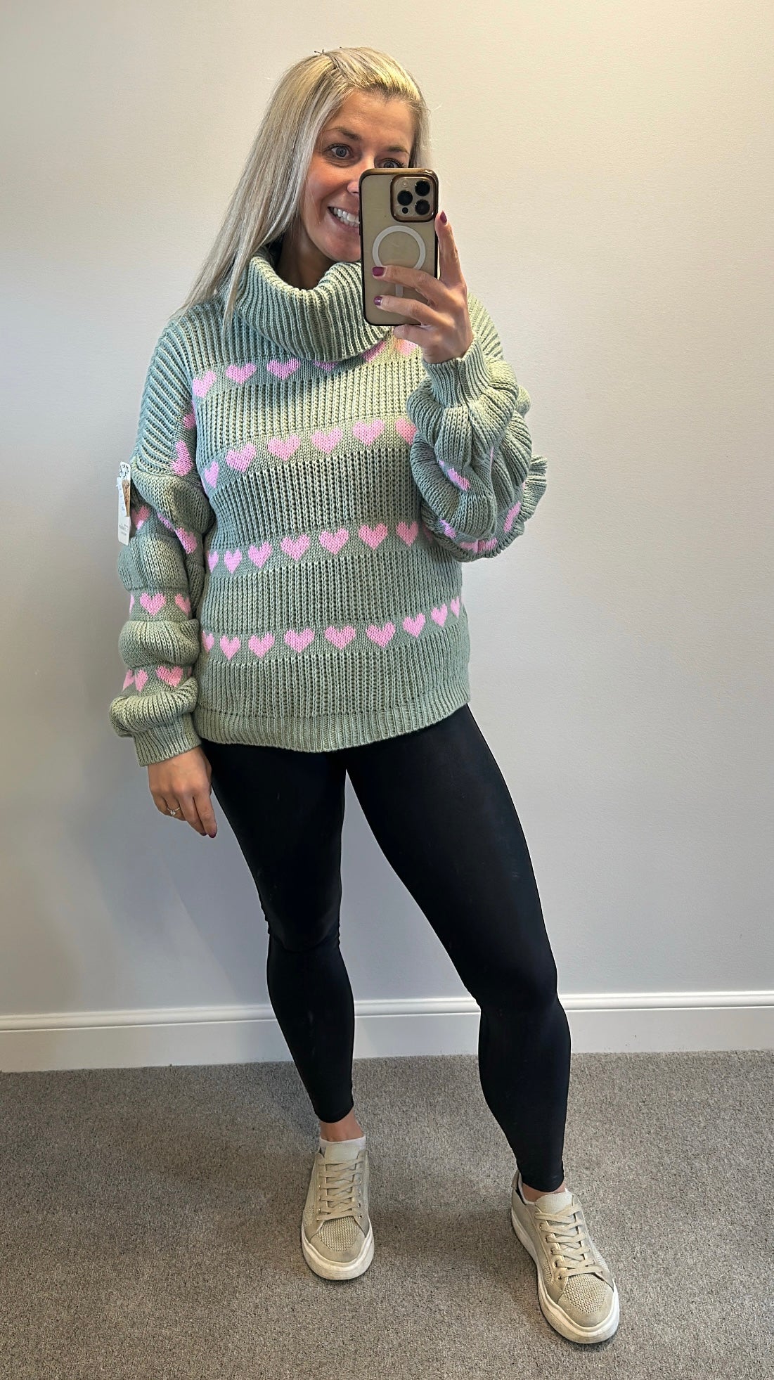 F.Fashion green and pink heart knitted jumper one size fitting upto size 16 brand new with tags