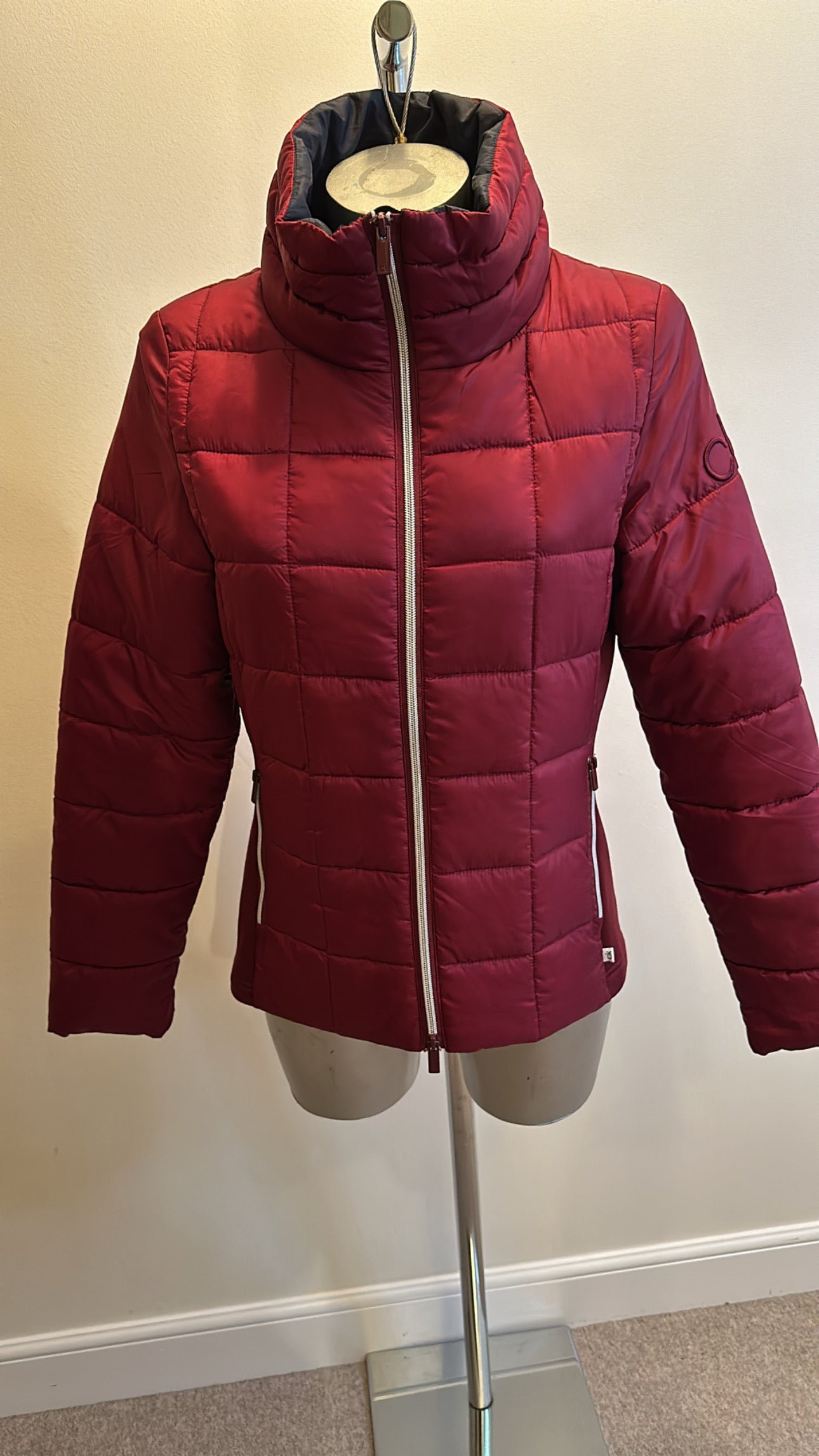 Calvin Klein burgundy quilted jacket size 10