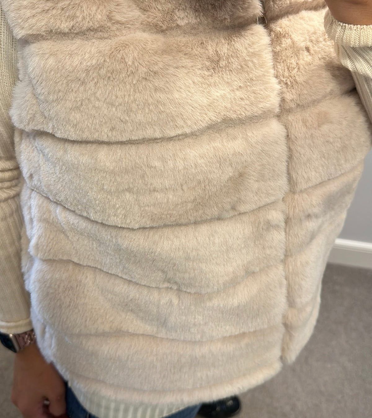 Cream faux fur gilet with zip front would fit upto size 12