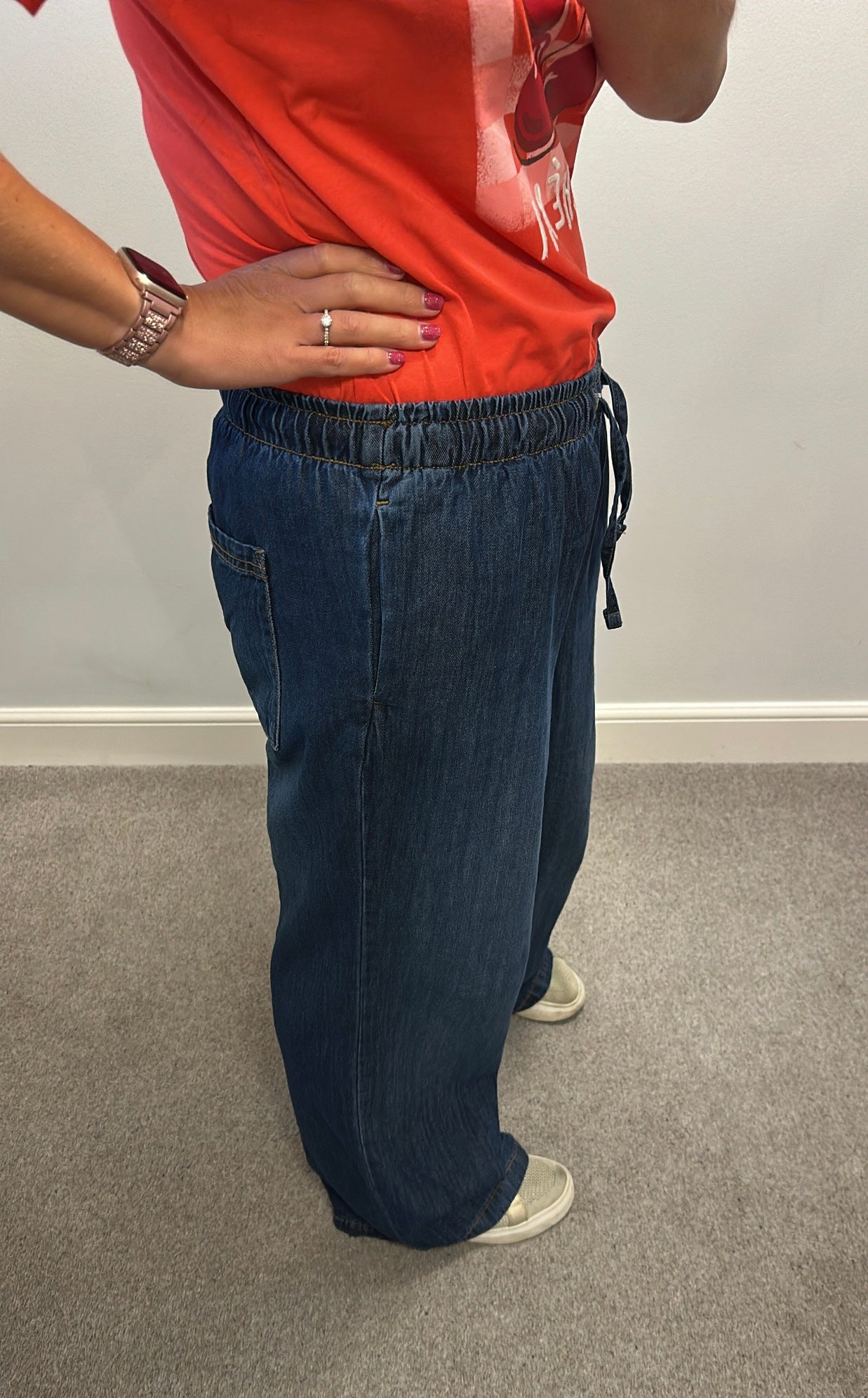 Denim wide leg jeans with elasticated waist.