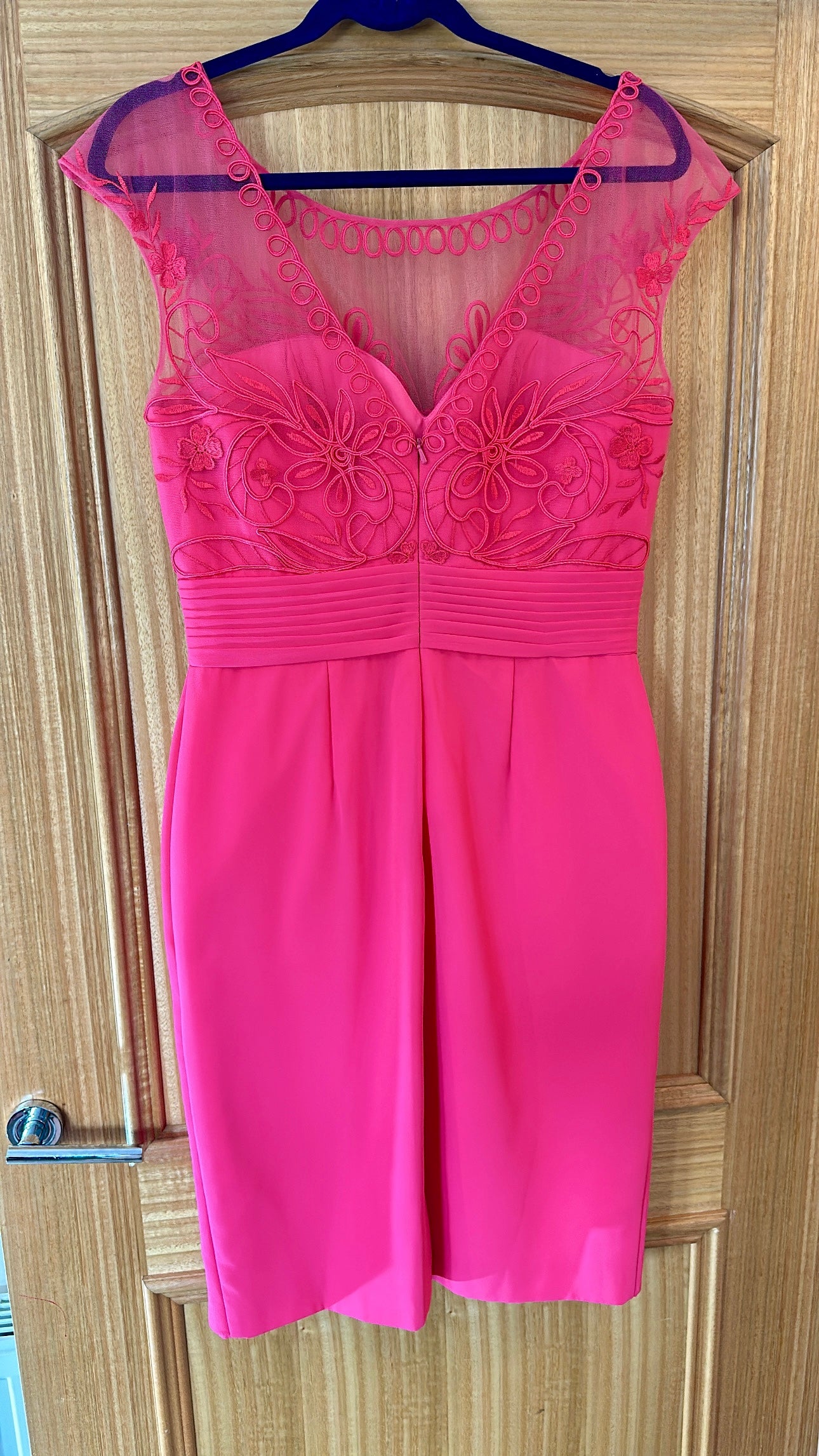 Marfil pink dress (label size 16 but more a size 12 fit)