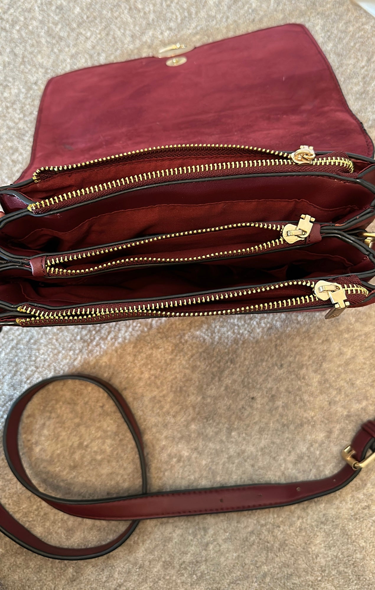 Paco Martinez burgundy cross over bag