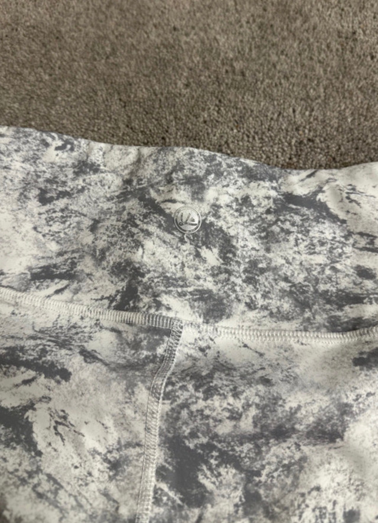 Queenieke grey / off white activewear leggings size S