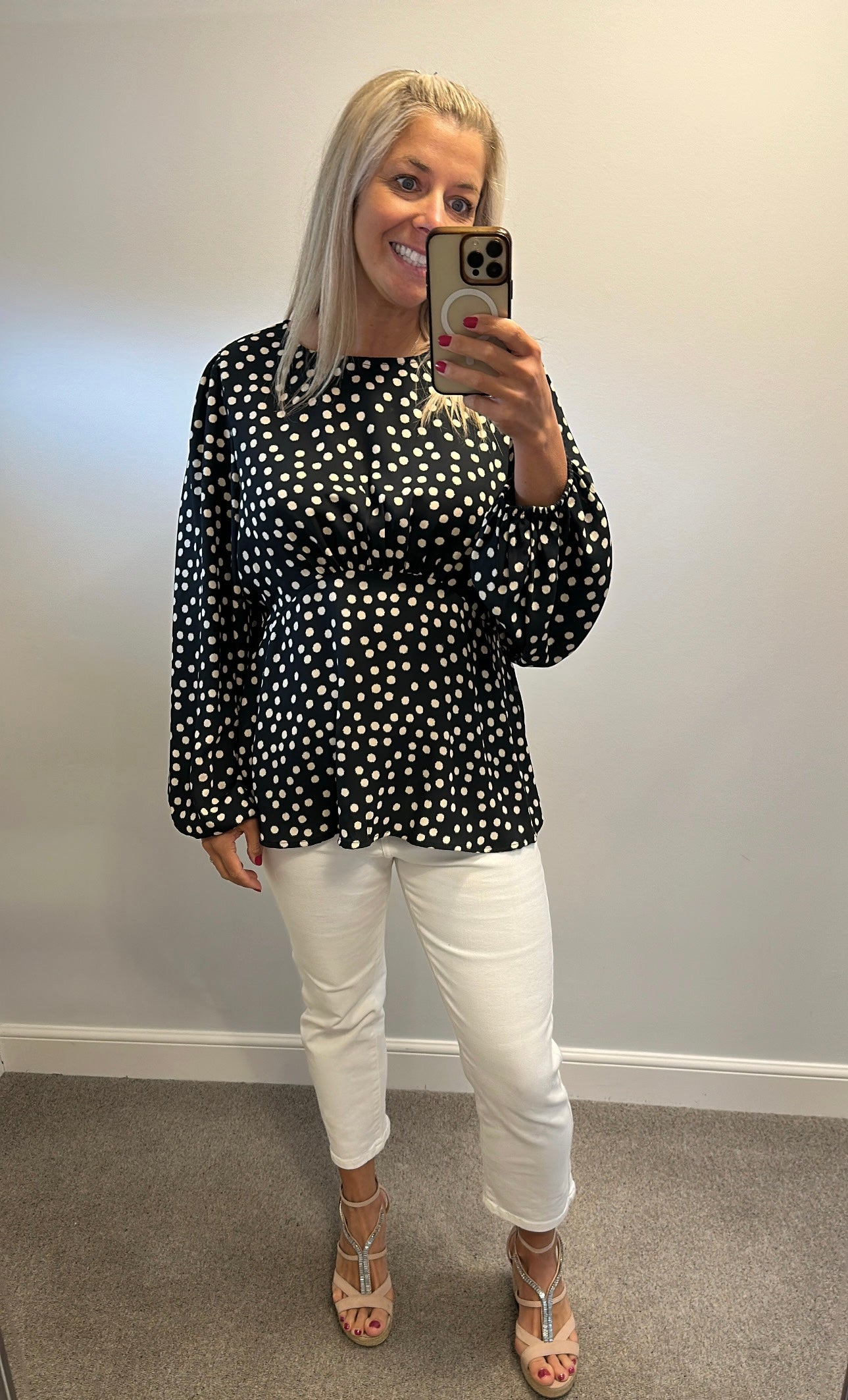Dorothy Perkins black polka dot top with balloon sleeves size 18