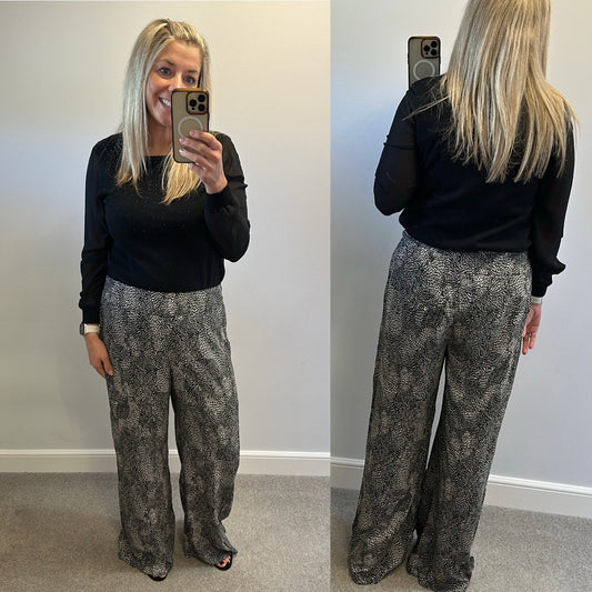 Wallis black print wide legs trousers size 16 brand new with tags