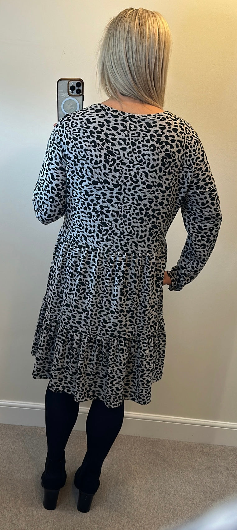 Stella Morgan grey / black animal print dress size 16